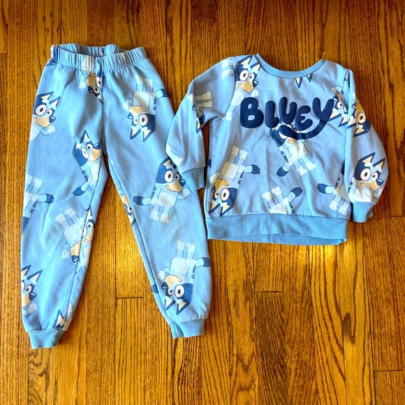 bluey Other - 💙Bluey Unisex Sweatsuit💛